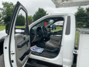 2017 Ford F-550 4x4 Versalift SST-40-EIH-01 Bucket Truck