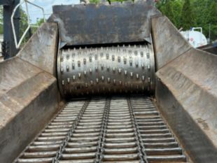 2020 Peterson 5710D Horizontal Grinder