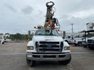 Terex Commander 4047 Digger Derrick on 2015 Ford F750 4x2