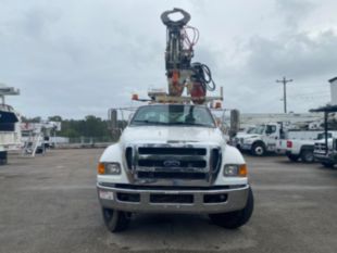 Terex Commander 4047 Digger Derrick on 2015 Ford F750 4x2