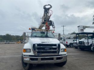 Terex Commander 4047 Digger Derrick on 2015 Ford F750 4x2