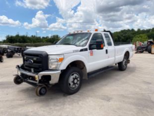 2016 Ford F-350 4x4 Hi-Rail Pickup