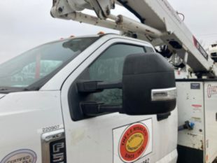 2018 Ford F550 4x4 Terex LTM40 Bucket Truck