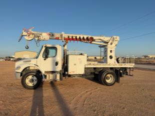 2019 Freightliner M2106 4x4 Terex C4047 Digger Derrick