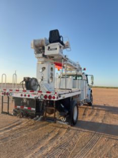 2019 Freightliner M2106 4x4 Terex C4047 Digger Derrick