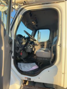 2019 Freightliner M2106 4x4 Terex C4047 Digger Derrick