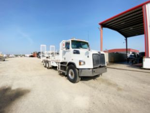 2017 Western Star 4700SB 6x4 Equipment Hauler