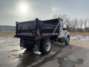 2019 Ford F-750 4x2 Load King 10 Ft. Dump Truck