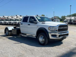 2024 RAM 5500 4x4 Road Tractor