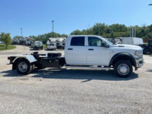 2024 RAM 5500 4x4 Road Tractor