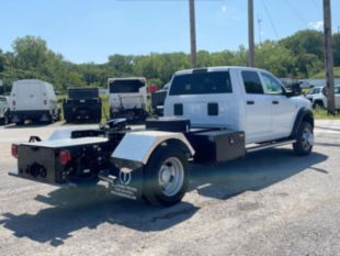 2024 RAM 5500 4x4 Road Tractor