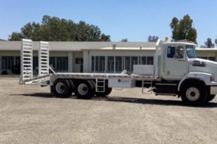 2017 WESTERN STAR 4700SB 6x4 Equipment Hauler