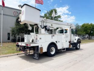 2012 Versalift VO-455-MHI / 2013 International 7300 4x4 Bucket Truck