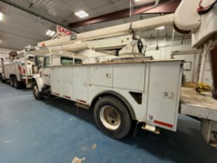 1997 Int'l 4700 4x2 Hi-Ranger Bucket Truck