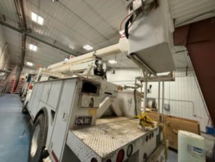 1997 Int'l 4700 4x2 Hi-Ranger Bucket Truck