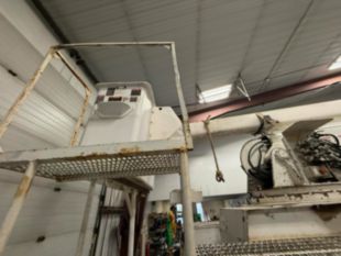 1997 Int'l 4700 4x2 Hi-Ranger Bucket Truck