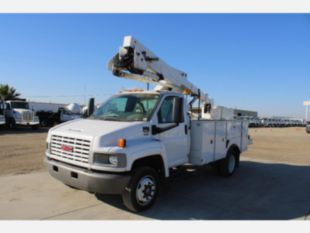 2008 Terex LT38 / 2008 GMC C5500 4x2 Bucket Truck