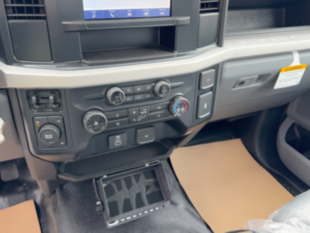 2023 Ford F550 4x4 Load King Flatbed Truck