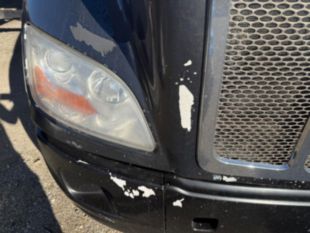 2016 Peterbilt 579 18 Speed Tandem Axle 80" Sleeper Truck