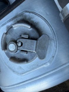 2016 Peterbilt 579 18 Speed Tandem Axle 80" Sleeper Truck