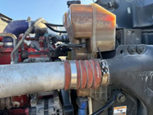 2016 Peterbilt 579 18 Speed Tandem Axle 80" Sleeper Truck