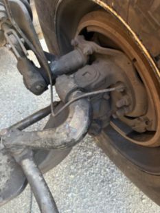 2016 Peterbilt 579 18 Speed Tandem Axle 80" Sleeper Truck