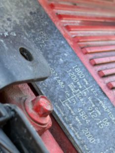 2016 Peterbilt 579 18 Speed Tandem Axle 80" Sleeper Truck