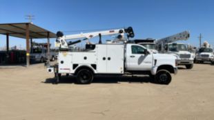 2019 Chevrolet 6500HD 4x4 Service Truck With Crane