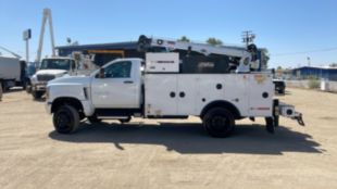 2019 Chevrolet 6500HD 4x4 Service Truck With Crane