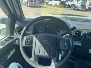 2015 Ford F-350 Crew Cab 4x4 Hi-Rail Pickup Truck