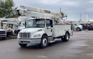 2015 Freightliner M2106 4x2 Terex HRX-55 Bucket Truck