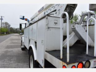2017 Freightliner M2 Diesel 4x4 Terex HRX-55 Material Handler Bucket Truck