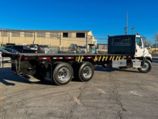 Class 7/8 Regular Cab Forklift Mount Flatbed Truck