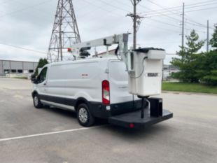 2018 Ford T-350 4x2 Versalift Vantel-29-NE Bucket Van