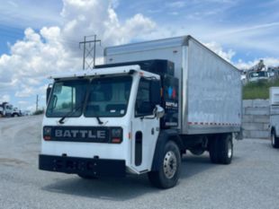 2023 Battle Motors LET2 4x2 20' Box Truck