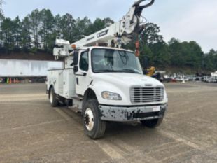 2015 Terex C4047 Digger Derrick 2015 Freightliner M2106