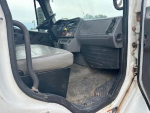 2015 Terex C4047 Digger Derrick 2015 Freightliner M2106