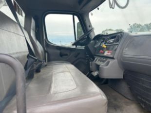 2015 Terex C4047 Digger Derrick 2015 Freightliner M2106