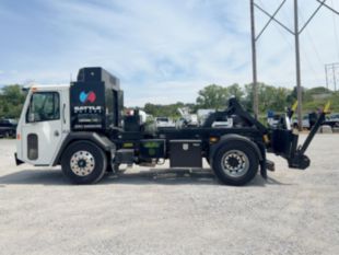 2023 Battle LNT 4x2 Galbreath SLCH-113 Container Handler Truck
