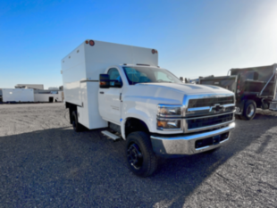 2023 Chevrolet 6500 4x4 Chipper Truck