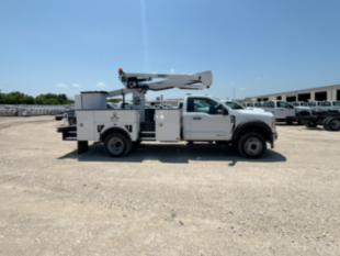 2025 Ford F550 4x2 Versalift SST-40-EIH Bucket Truck