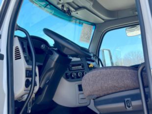2025 Peterbilt 567 6x4 Load King Stinger 28-106 Boom Truck