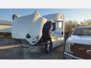 2019 Int'l LT-625 Cummins Powered Sleeper Truck
