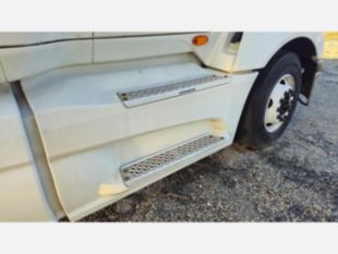 2019 Int'l LT-625 Cummins Powered Sleeper Truck