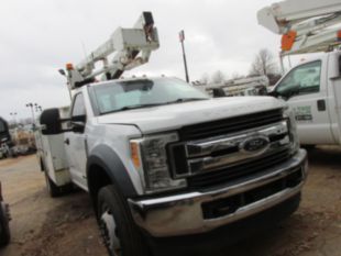 2017 Ford F-550 4x4 Diesel Versalift SST-40-EIH Bucket Truck