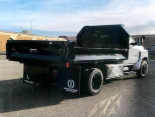 2023 Chevrolet 5500 4x2 11' Knapheide Dump Truck
