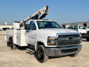 2023 Chevrolet 6500 4x2 Versalift SST-36-NE Bucket Truck