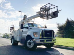 2018 Ford F750 4x2 Versalift VTP-40-NE Cable Placer