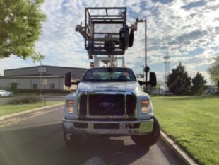 2018 Ford F750 4x2 Versalift VTP-40-NE Cable Placer