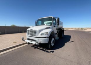 2015 Freightliner M2106 4x4 Load King 2000 Gallon Water Truck